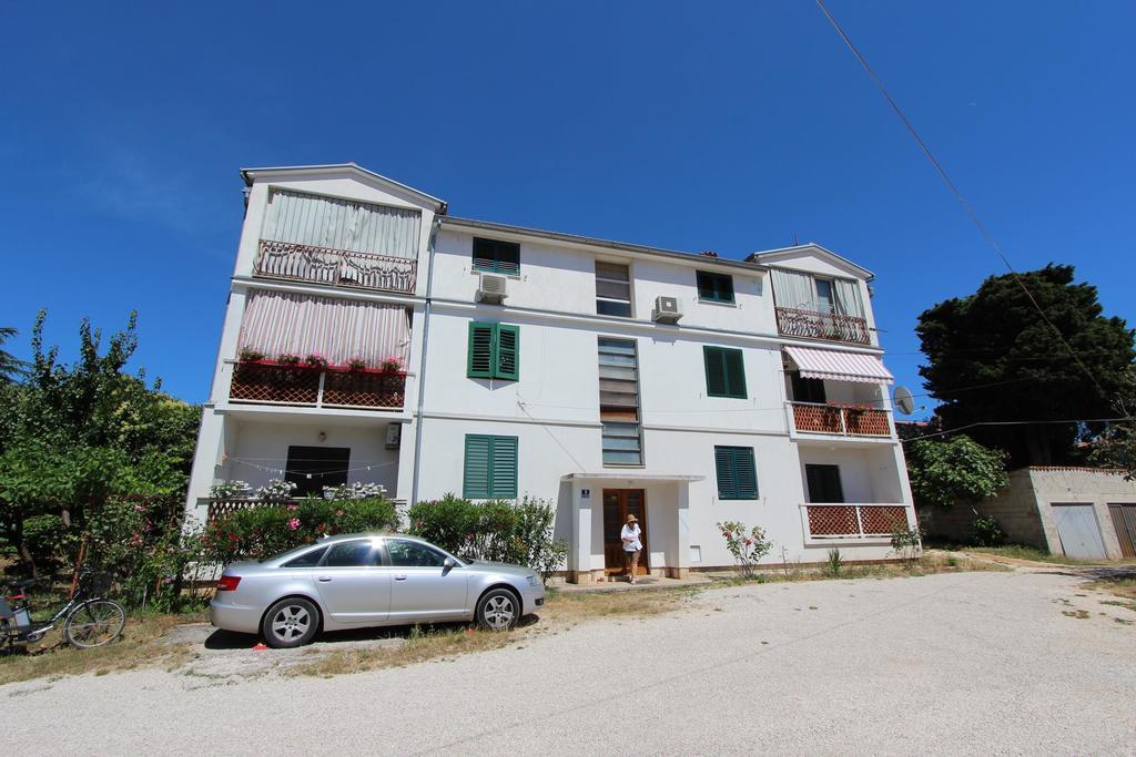 Apartment Dina Rovinj Exterior foto