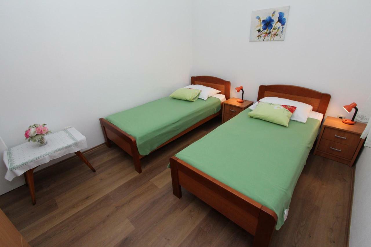 Apartment Dina Rovinj Exterior foto
